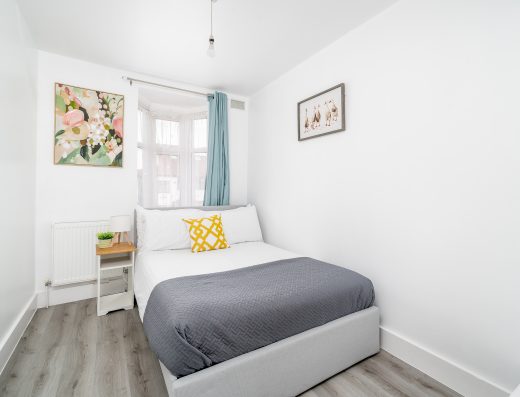 London Palmers Green 4 Bed House – Munster Garden, London, N13 5DT