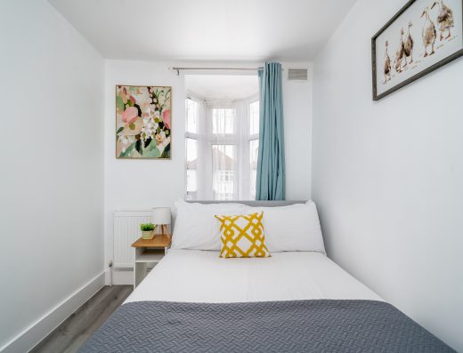 London Palmers Green 4 Bed House – Munster Garden, London, N13 5DT